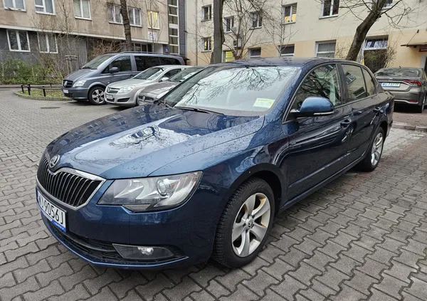 skoda superb warszawa Skoda Superb cena 28900 przebieg: 424000, rok produkcji 2014 z Warszawa